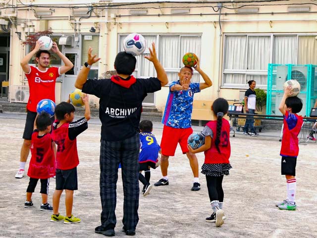 「Englishサッカースクール」を通して、地域のつながりづくりを！